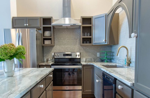 Tyler Park Apartment | The Bellwether Hotel