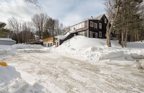 West Dover Villa | The Birch House Heated Pool, Sauna Theater,& More