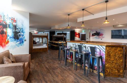 Liverpool City Centre Apartment | The Bling Hotel by UStay Aparthotels
