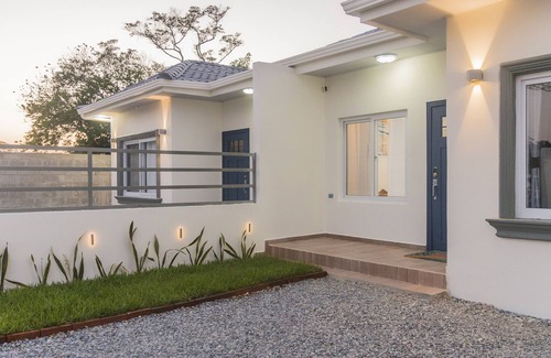 Puerto Cortes House | The Blue Coral 2-Luxury house 2mins from the beach