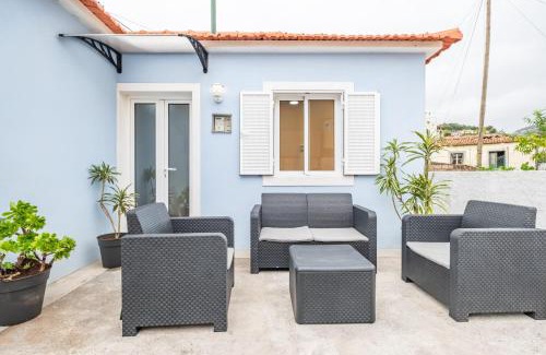 Santo Antonio House | The Blue House