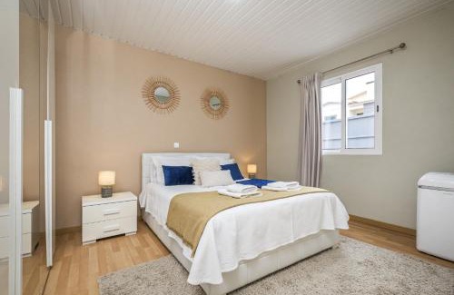 Santo Antonio House | The Blue House