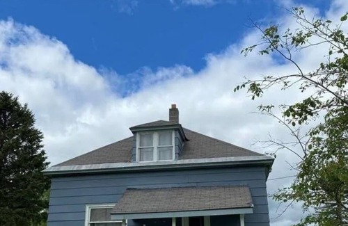 Bruce Crossing House | The Blue Nest - Spacious and quaint country home w/Sauna!