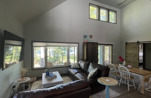 Krakow Cottage | The Blue Pearl Cottage on Berry Lakenwww.thebluepearlcottage.com