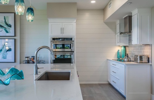 Baytowne Wharf Resort | The Blue Pearl
