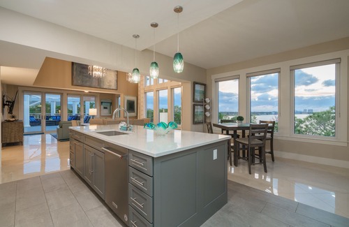 Baytowne Wharf Resort | The Blue Pearl