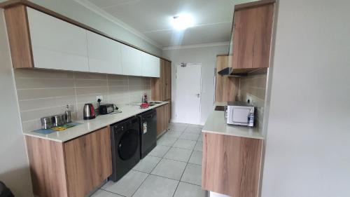 Tshwane Apartment | The Blyde Crystal Lagoon One Bedroom Apartment
