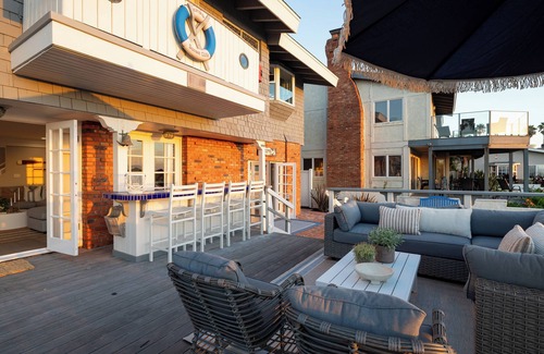 Sunset Cliffs House | The Boat House | Single Family Oceanfront | Hot Tub | Game Room | AC