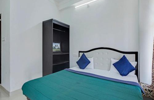 Lake Swaroop Sagar Bed & Breakfast | The Boho Royal Udaipur