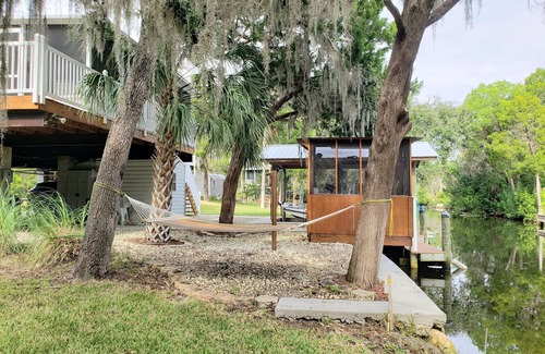 Crystal River House | The Bonefish—Mellow Ozello Canal Stilt Home—Kayaks, Dock, King Beds, Gulf Access