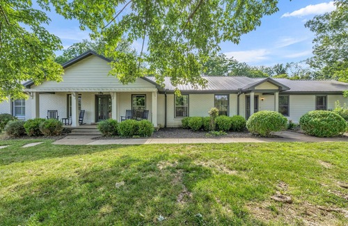 Franklin Apartment | The Branch Home - A Franklin Farmhouse
