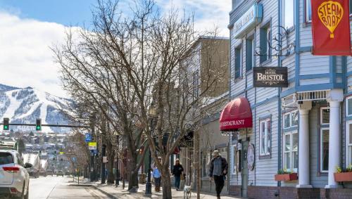 Downtown Steamboat Springs Hotel | The Bristol Hotel