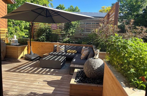 Glenwood Grove - North Iris House | The Buddha House - Luxurious North Boulder Retreat