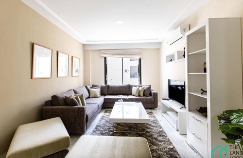 Les Berges Du Lac II Apartment | The Business Flat central fully equipped garage