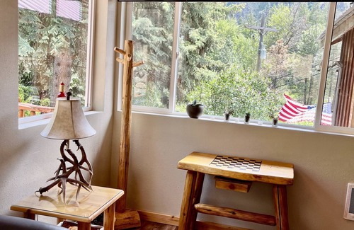 Naches Cabin | “The Cabin” On 410 A Nature Lovers Retreat!