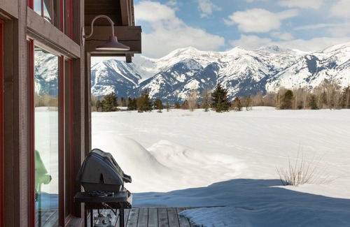 Jackson Hole House | The Cabins at Jackson Hole Golf and Tennis DOG FRIENDLY w fee.