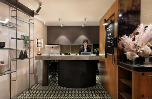 Melbourne Central Business District Apartment | The Canvas Apartment Hotel