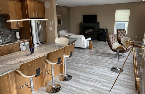 Chester Condo | The Captain’s Quarters 2 bedroom harbourview condo