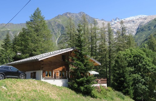 Chamonix-Mont-Blanc Ski Chalet | The "Carmiflore" Chalet - Cozy typical alpine cabin