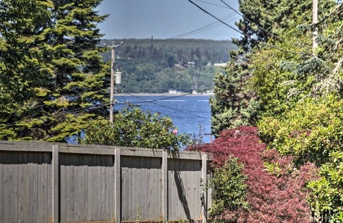 Poulsbo Cabin | The Cedar Cabin at the Forest Farmstead
