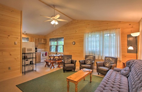 Raymond Cabin | 'The Cedars' Cabin w/Beach Access on Panther Pond