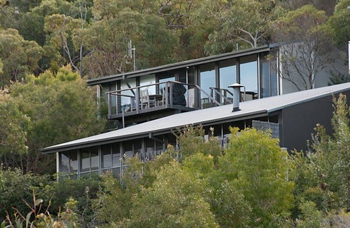 Killcare House | The Chalets at Putty Beach by HolidayCo.