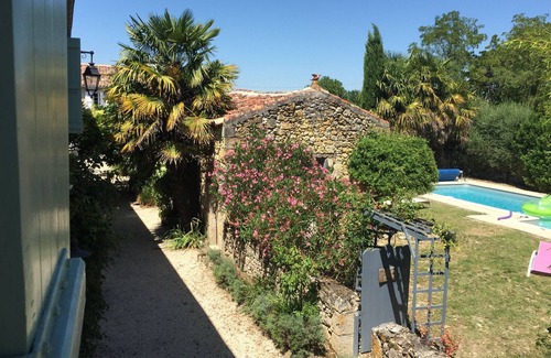 Larressingle House | THE CHARM OF A HAMLET HOUSE WITH POOL BETWEEN VINEYARDS AND FORTIFIED CITY