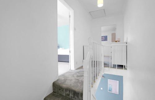 Reading City Centre House | The Charming 3 Bedroom House at Blakes Cottages