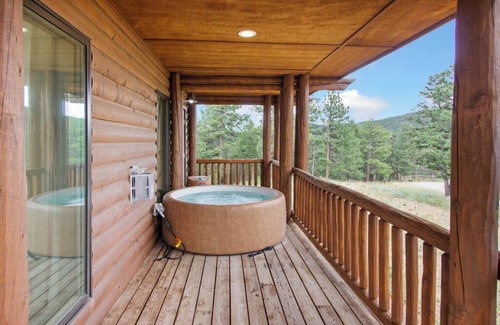 Allenspark Cabin | The Cheyenne Cabin 3 at Pathways Ranch!