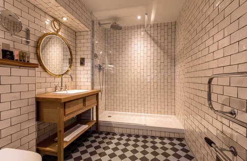 Exeter Hotel | The City Gate Hotel