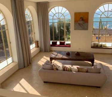 Jaffa Apartment | The Cliff Hotel.