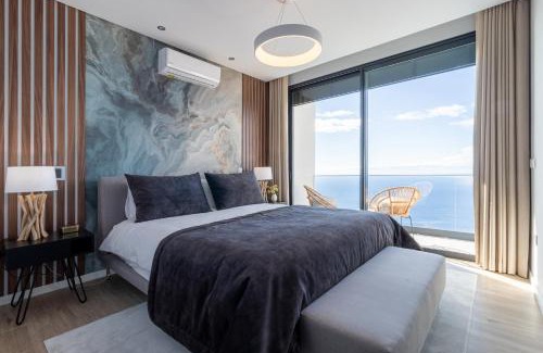 Calheta Villa | The Cliffhouse by LovelyStay