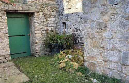 Vezenobres House | The clock at the heart of the medieval city