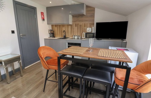Chester Cottage | The Cloud Apartment 2