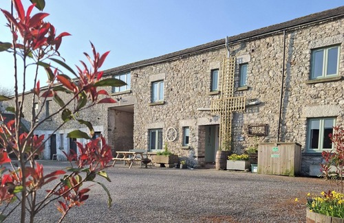 Meathop Cottage | THE COACH HOUSE AT BRACKENTHWAITE FARM, pet friendly in Arnside