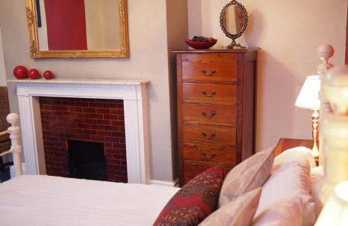 Canterbury House | The Coach House