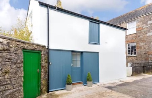 Chysauster House | The Coach House Penzance- Cosy Nook for 2