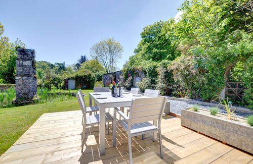 Mynytho House | The Coach House - Three Bedroom House, Sleeps 6