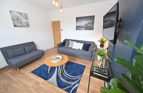 City Centre House | The Coffee Pot Cottage in Town Centre FREE Parking