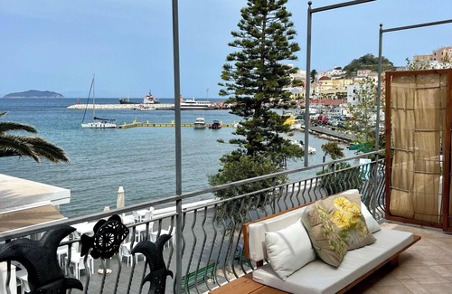Ponza Apartment | The Cornucopia by the Sea