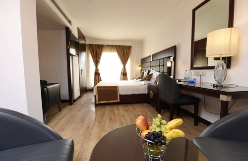 Taltala Hotel | The Corporate