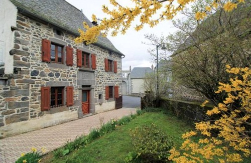 Neuveglise-sur-Truyere Cottage | THE COTTAGE GARABIT CANTAL AUBRAC