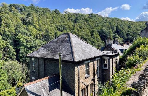 Lynton House | The Cottage at Woodlands