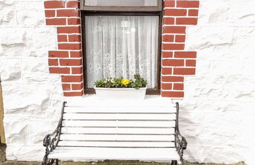 Newport Cottage | THE COTTAGE, family friendly, with open fire in Newport, County Mayo