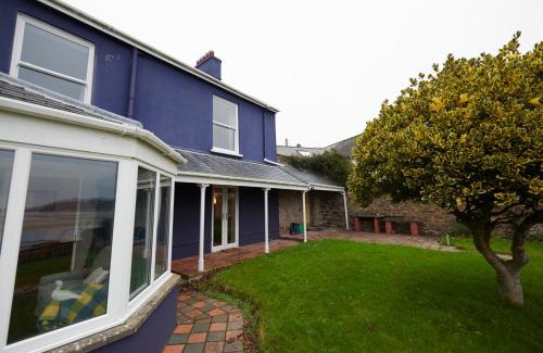 Laugharne House | The Cottage Laugharne