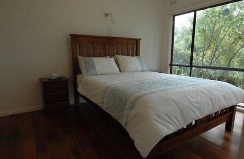 Merricks North Other | The Cottage Merricks North-Close to top wedding venues,tennis court on property