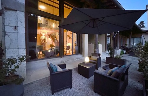 Pont-d'Ain Apartment | The court of secrets