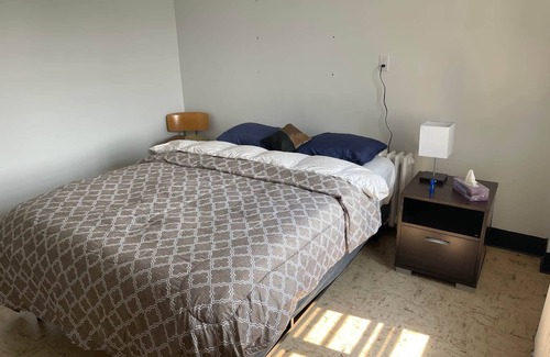 Sainte-Anne-des-Monts Hostel | The Couvent, 412- chambre Queen