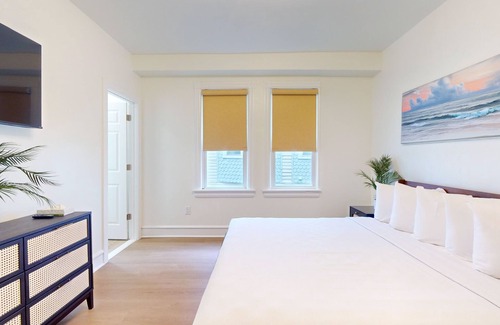 North End Hotel | The Cove