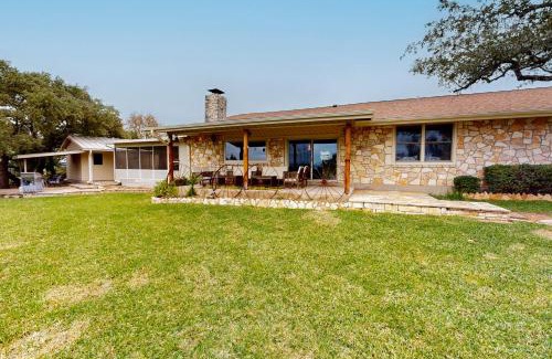 Canyon Lake House | The Crossbow